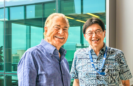 Jay H. Shidler and Dr. Naoto T. Ueno at the UH Cancer Center